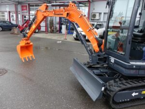 Grizzly CDM6025 2500kg Minibagger Profi 08