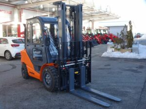 Grizzly LG35DT 3500kg Diesel Stapler Top 02