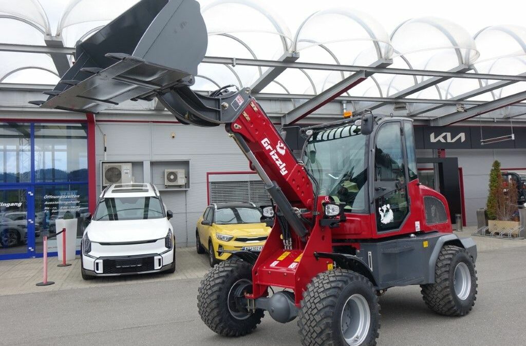 Grizzly 1600 Teleskoplader 4WD mit Klima