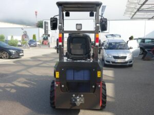 Grizzly 807 Elektro Hoflader Allrad 12