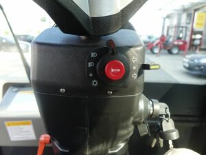 Grizzly 807 Elektro Hoflader Allrad 21