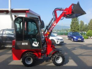 Grizzly 807 Elektro Hoflader Allrad 22