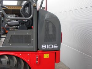 Grizzly 810 Elektro Allrad Offene Kabine 09