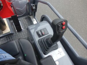 Grizzly ER1220 Allrad Kubota Motor 14