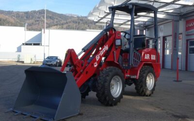Grizzly 808 Hoflader! Allrad + 2 Jahre mobile Garantie!